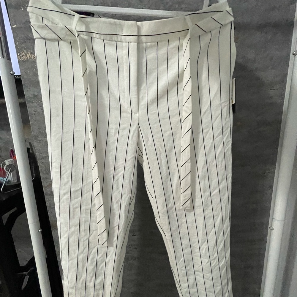DKNY slim leg ankle pants size 14p
